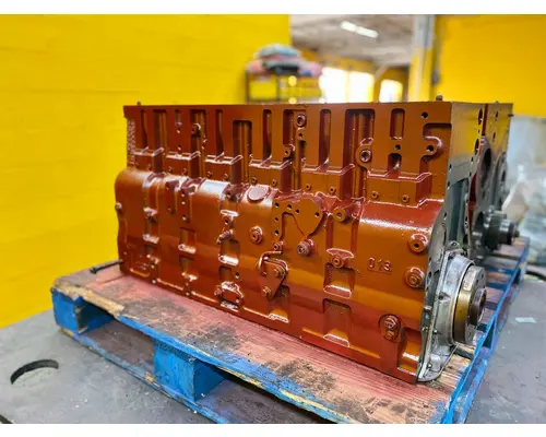 CUMMINS  Cylinder Block