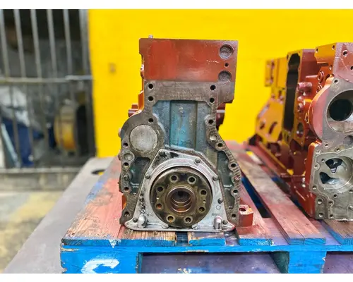 CUMMINS  Cylinder Block
