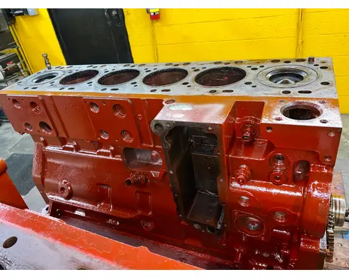 CUMMINS  Cylinder Block