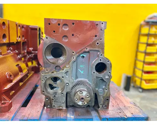 CUMMINS  Cylinder Block