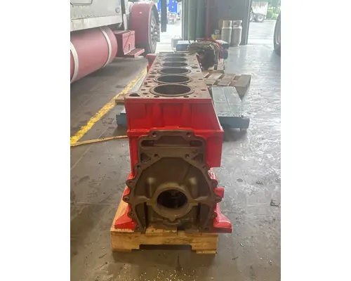 CUMMINS  Cylinder Block