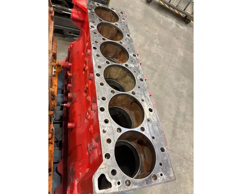 CUMMINS  Cylinder Block