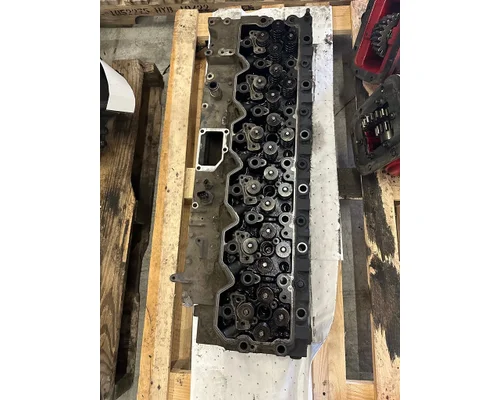 CUMMINS  Cylinder Head
