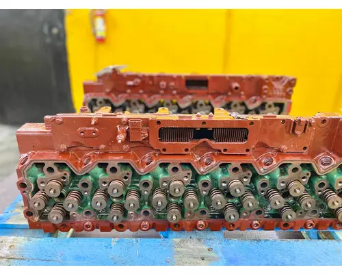 CUMMINS  Cylinder Head