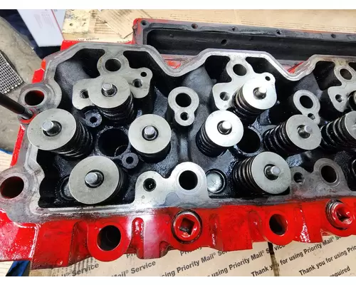 CUMMINS  Cylinder Head