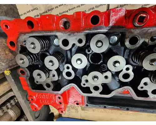 CUMMINS  Cylinder Head