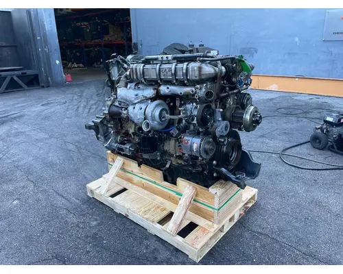 CUMMINS  Engine Assembly