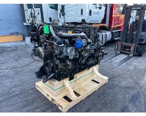 CUMMINS  Engine Assembly