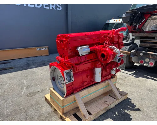 CUMMINS  Engine Assembly