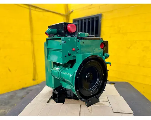 CUMMINS  Engine Assembly