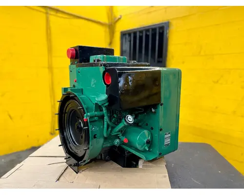 CUMMINS  Engine Assembly