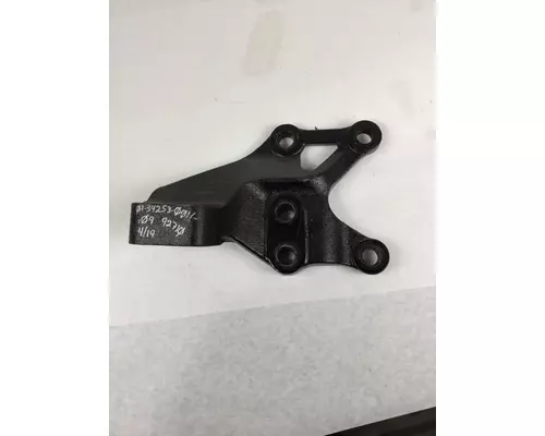 CUMMINS  Engine Mounts