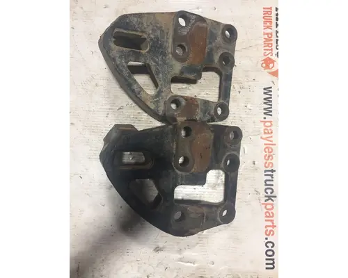 CUMMINS  Engine Mounts