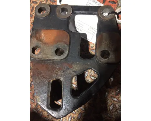 CUMMINS  Engine Mounts