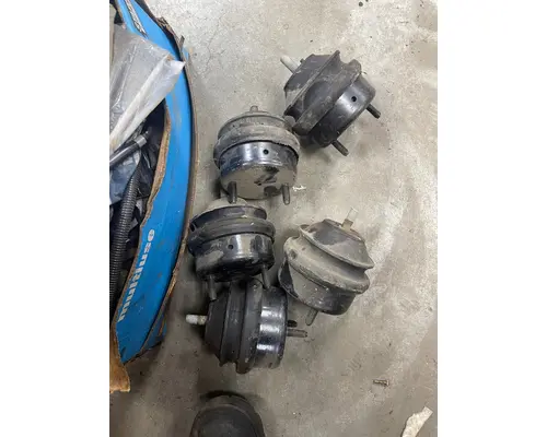 CUMMINS  Engine Mounts