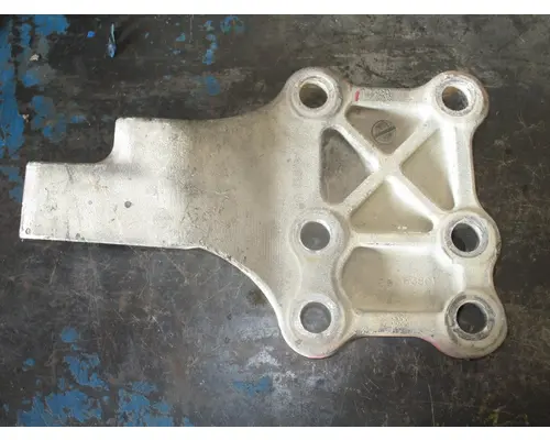 CUMMINS  Engine Mounts