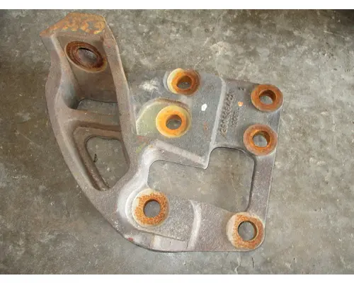 CUMMINS  Engine Mounts