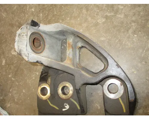 CUMMINS  Engine Mounts
