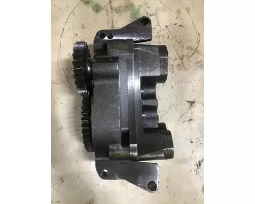 CUMMINS  OIL PUMP