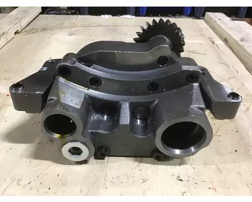 CUMMINS  OIL PUMP