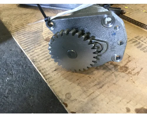 CUMMINS  OIL PUMP