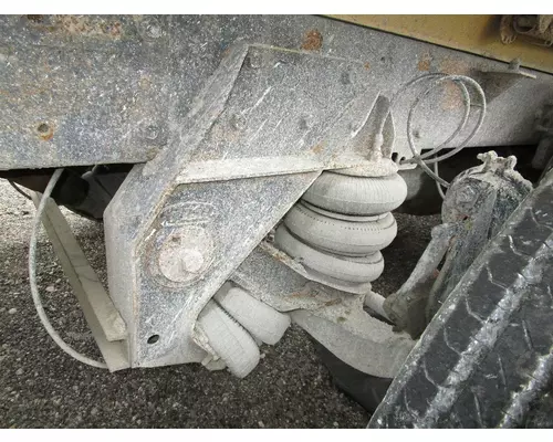 CUSH LIFT AXLE Equipment (Mounted)