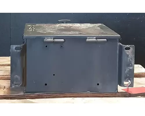 Capacity of Texas TJ5000 Battery BoxTray