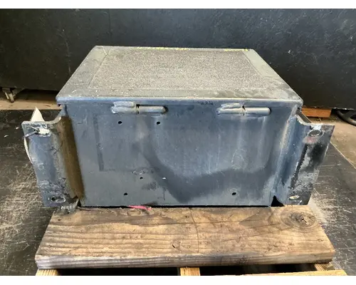 Capacity of Texas TJ5000 Battery Boxes