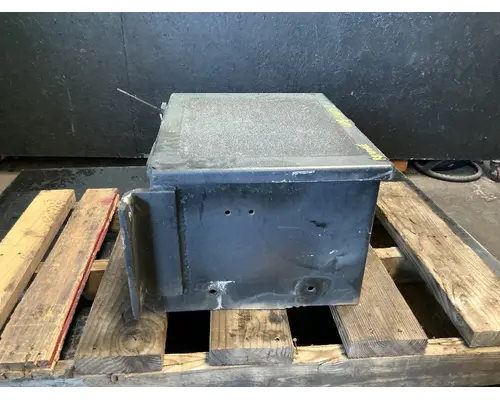 Capacity of Texas TJ5000 Battery Boxes