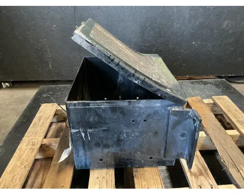 Capacity of Texas TJ5000 Battery Boxes