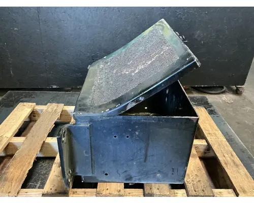 Capacity of Texas TJ5000 Battery Boxes