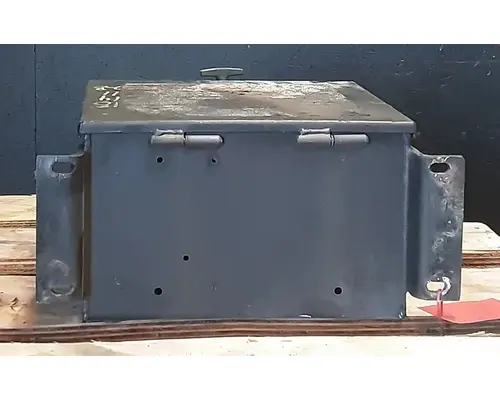 Capacity of Texas TJ5000 Battery Boxes