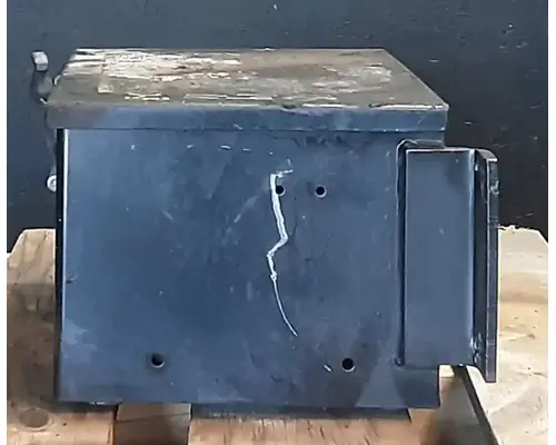 Capacity of Texas TJ5000 Battery Boxes