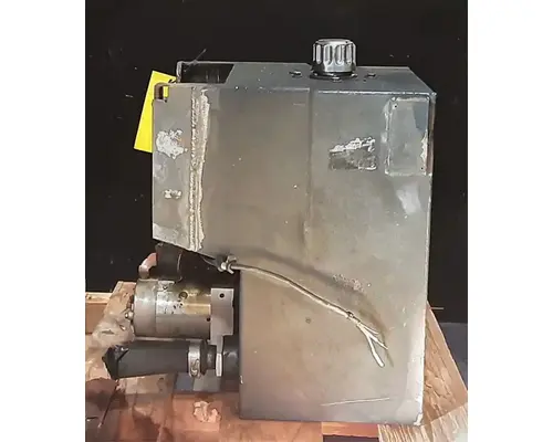 Capacity of Texas TJ5000 Hydraulic Tank