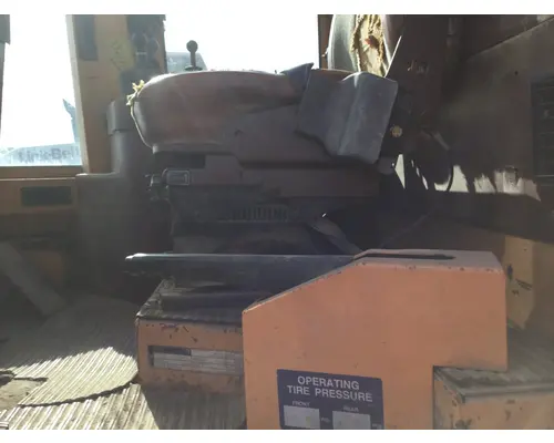 Case 621B Equip Cab Assembly