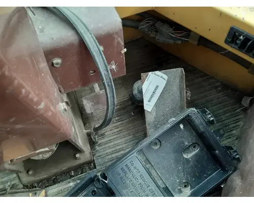 Case 621B Equip Cab Assembly