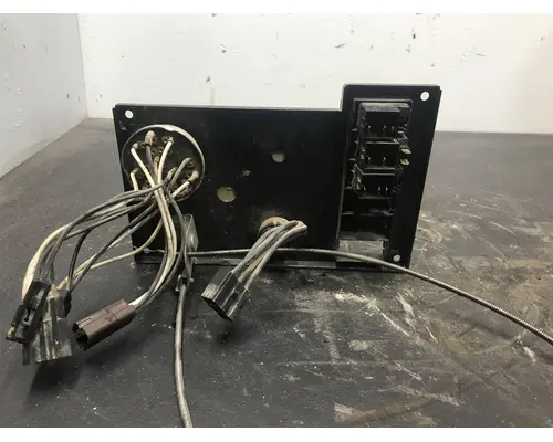 Case 621B Equip Dash Panel