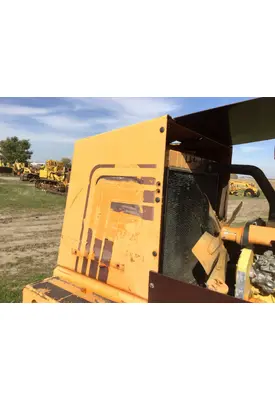 Case 621B Equip Radiator Support