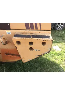 Case 621B Equip Weight