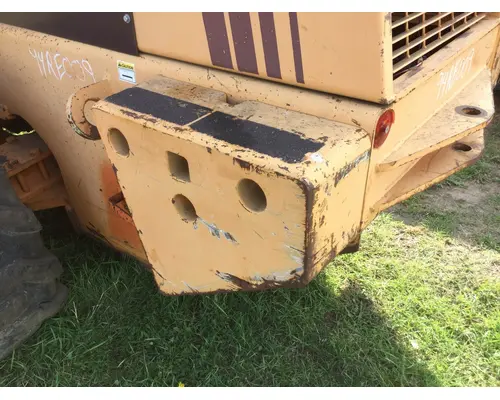 Case 621B Equip Weight