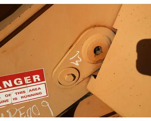 Case 621B Equipment (Mounted)