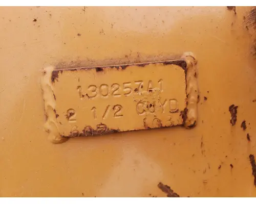 Case 621B Equipment (Mounted)