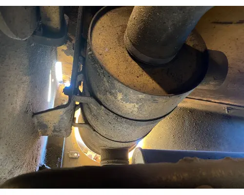 Case 680E Equip Air Cleaner