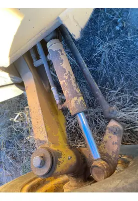 Case 680E Equip Axle