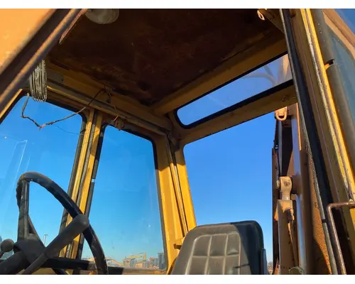 Case 680E Equip Cab Assembly