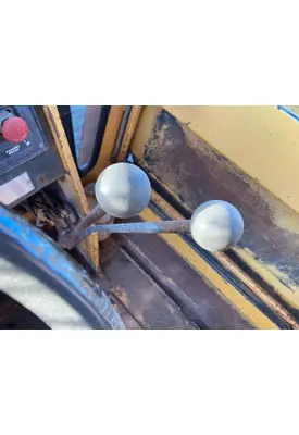 Case 680E Equip Controls