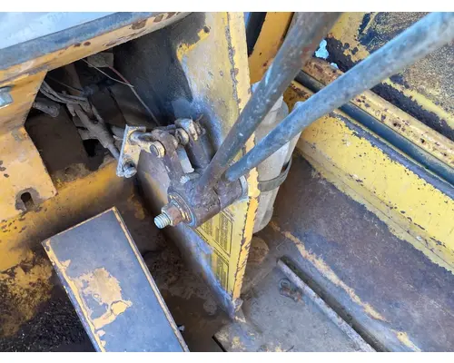 Case 680E Equip Controls