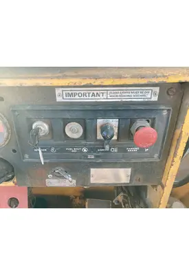 Case 680E Equip Dash Panel