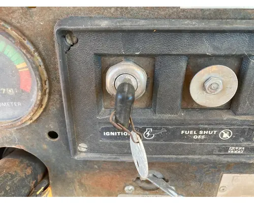 Case 680E Equip Dash Panel