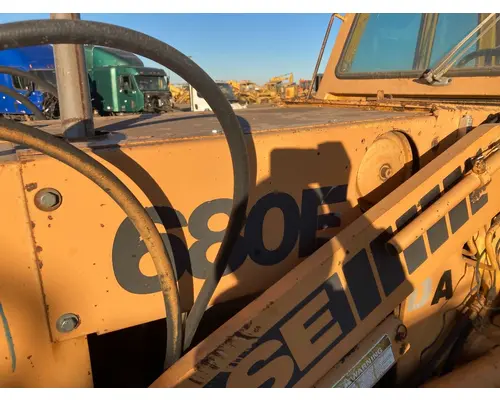 Case 680E Equip Hood